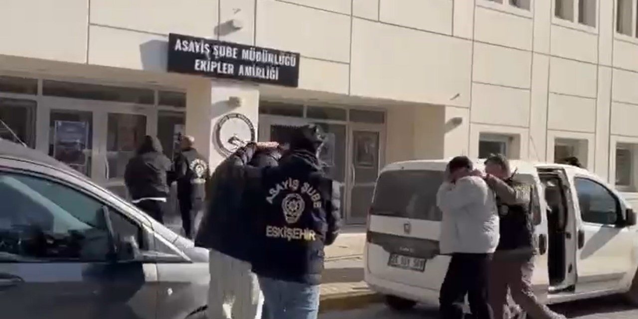 Eskişehir’de kombi hırsızları yakalandı!