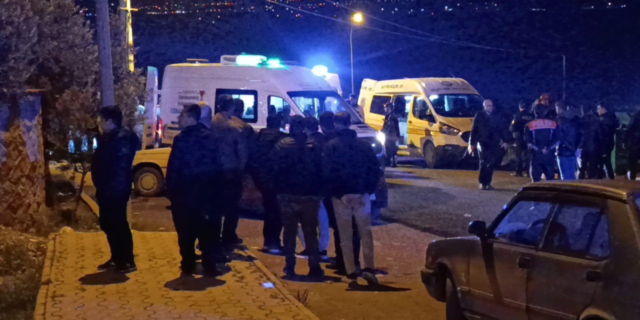 Aracının içinde silahla vurarak öldürdü