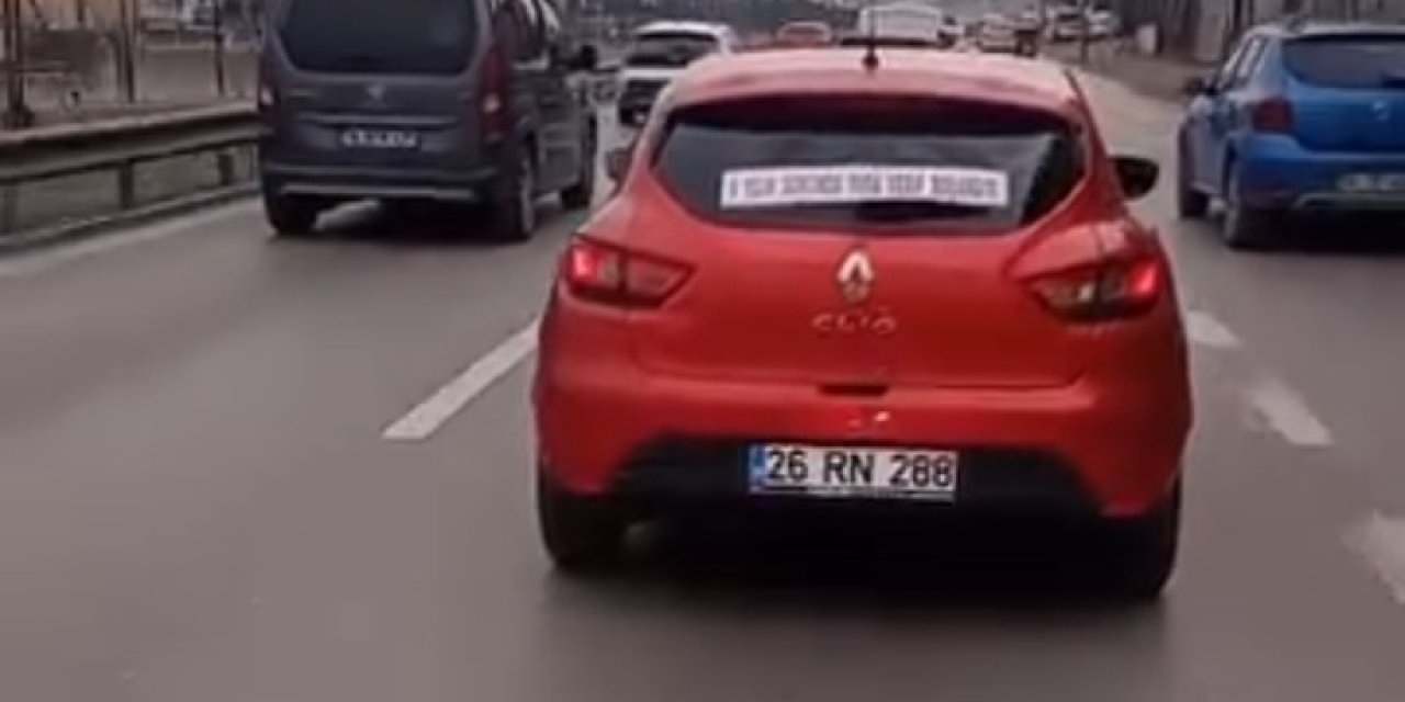 Boşanmasını böyle kutladı!