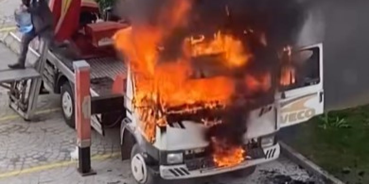 Kamyon alev topuna döndü!