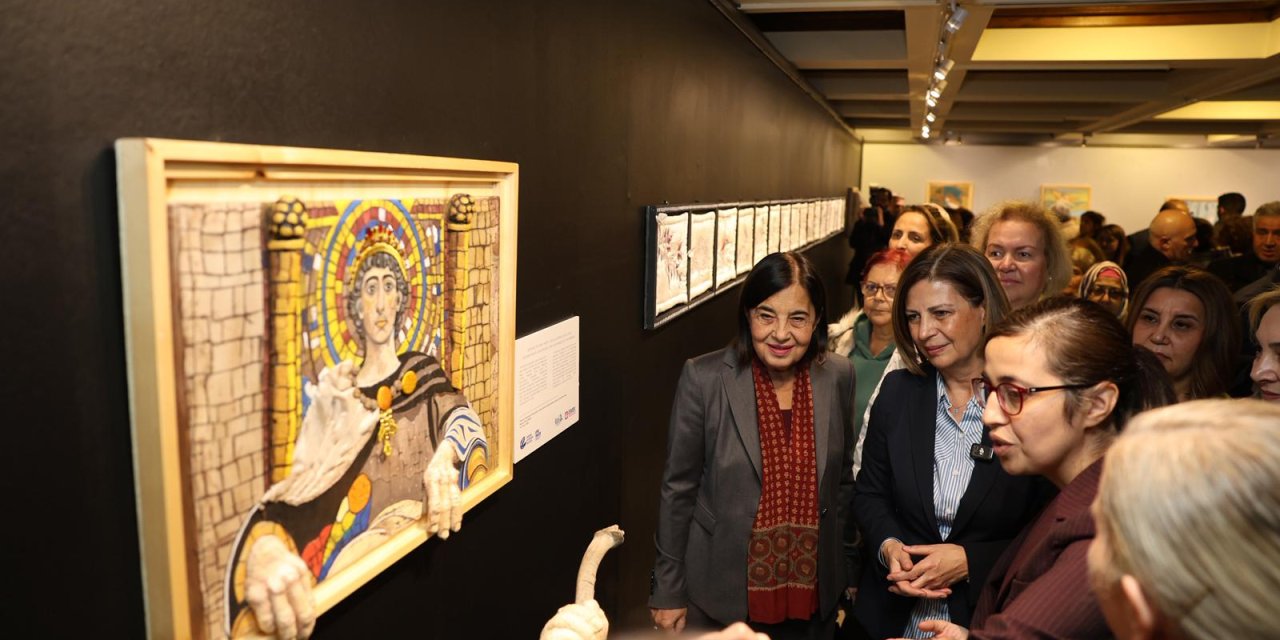 "Efsanelerle İpek" sergisi sanatseverlerle buluştu