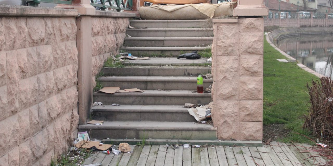 Eskişehir'de vatandaşı tedirgin eden manzara