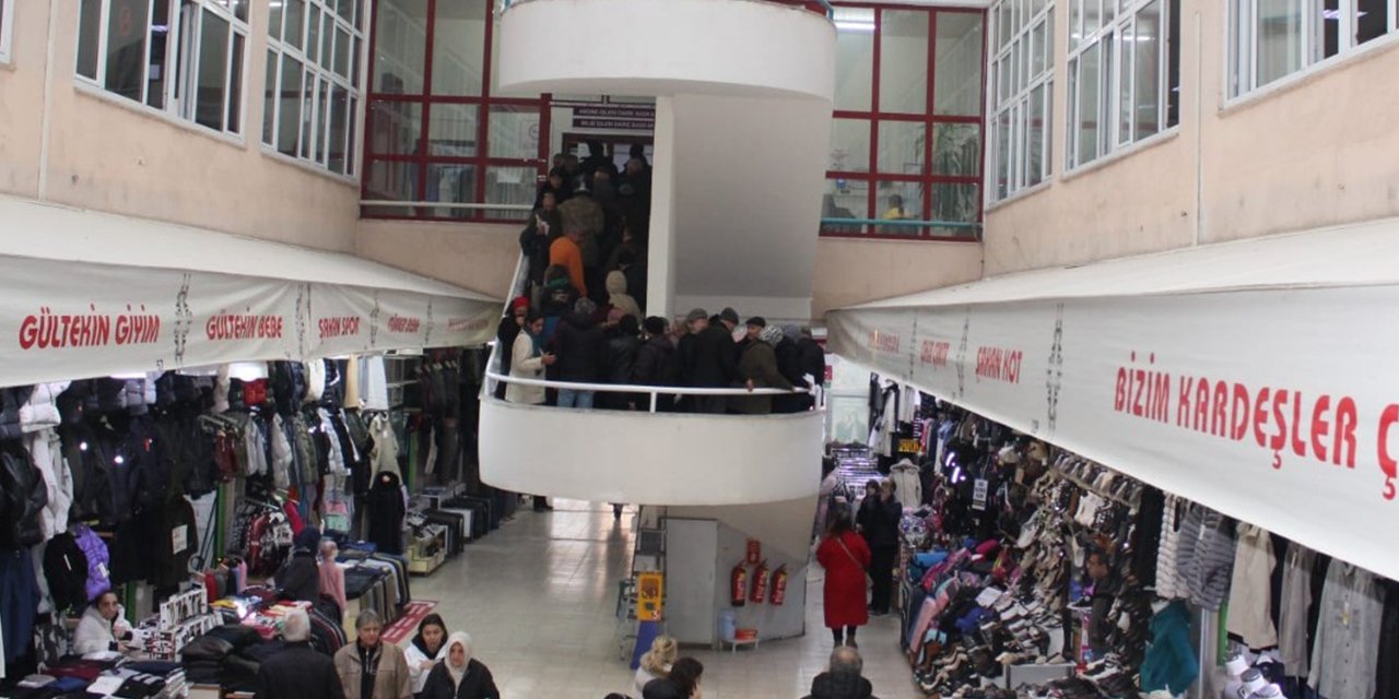 ESKİ’de evsel katı atık ücreti ödeme kuyruğu