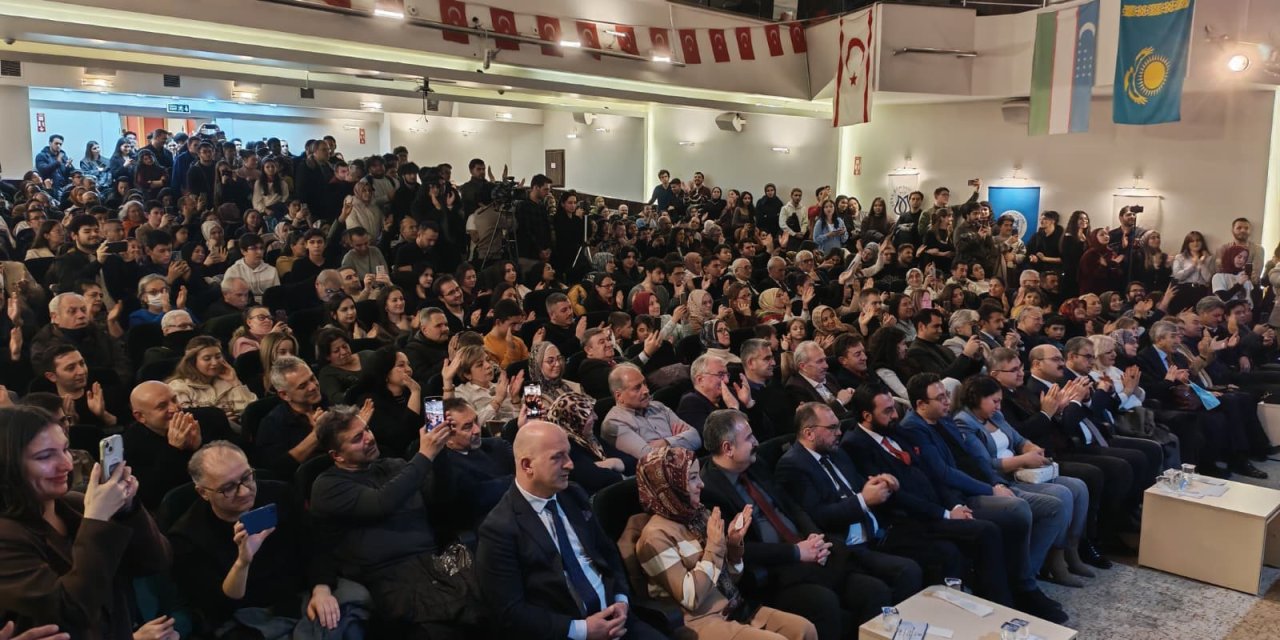 'Dünya Türk Dili Ailesi Günü' kutlandı