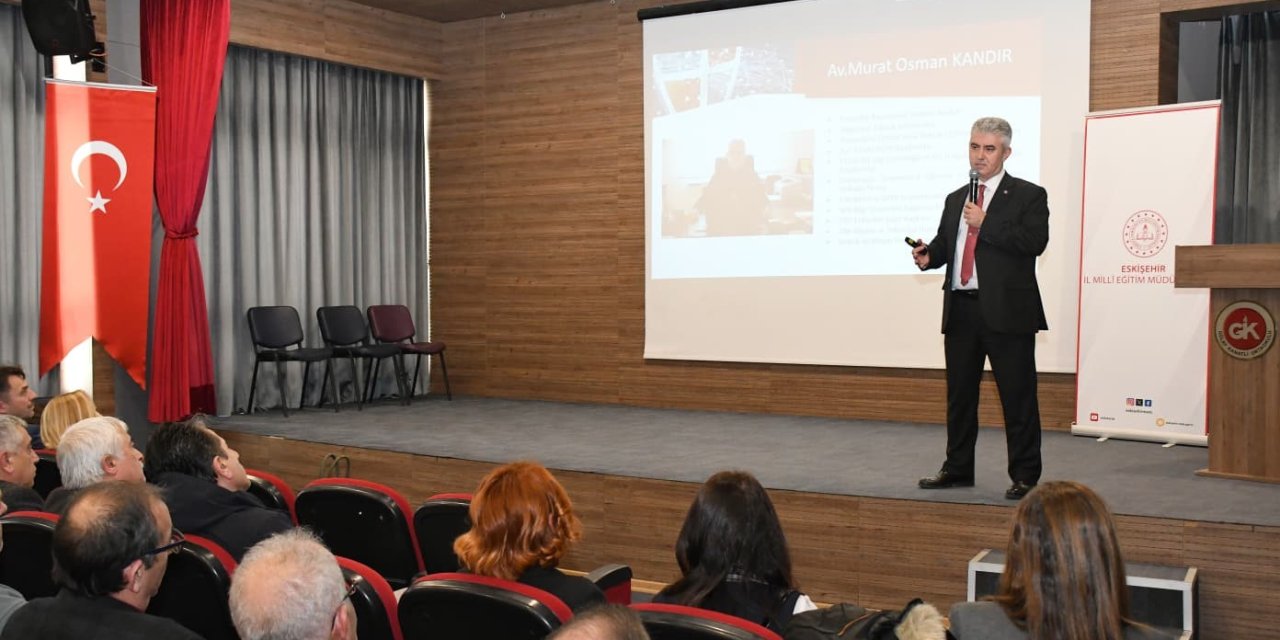 'Yapay Zekâ ve KVKK Eğitimi' verildi