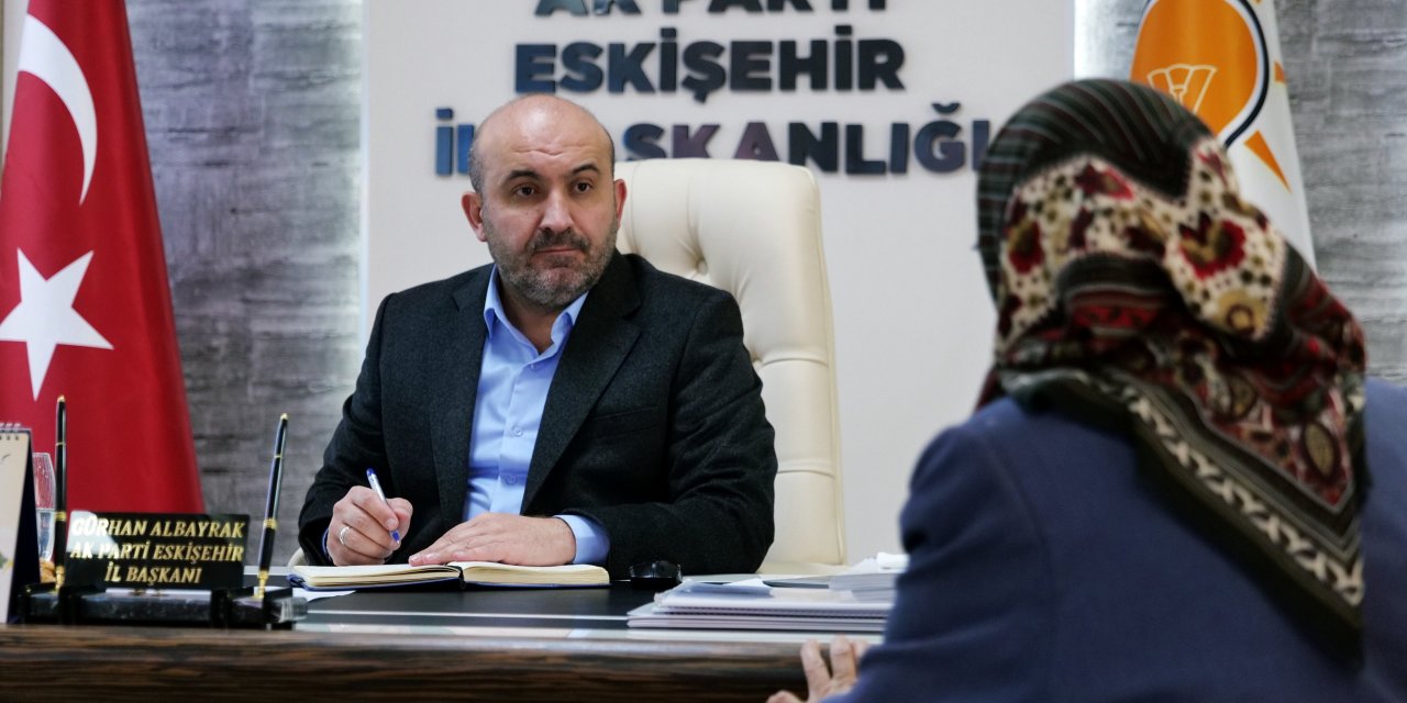 AK Parti İl Başkanlığı'nda 'Halk Günü' programı devam ediyor