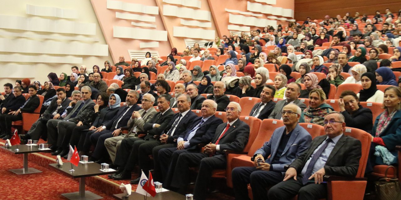 ESOGÜ İlahiyat Fakültesi'nin 30. kuruluş yıldönümü kutlandı