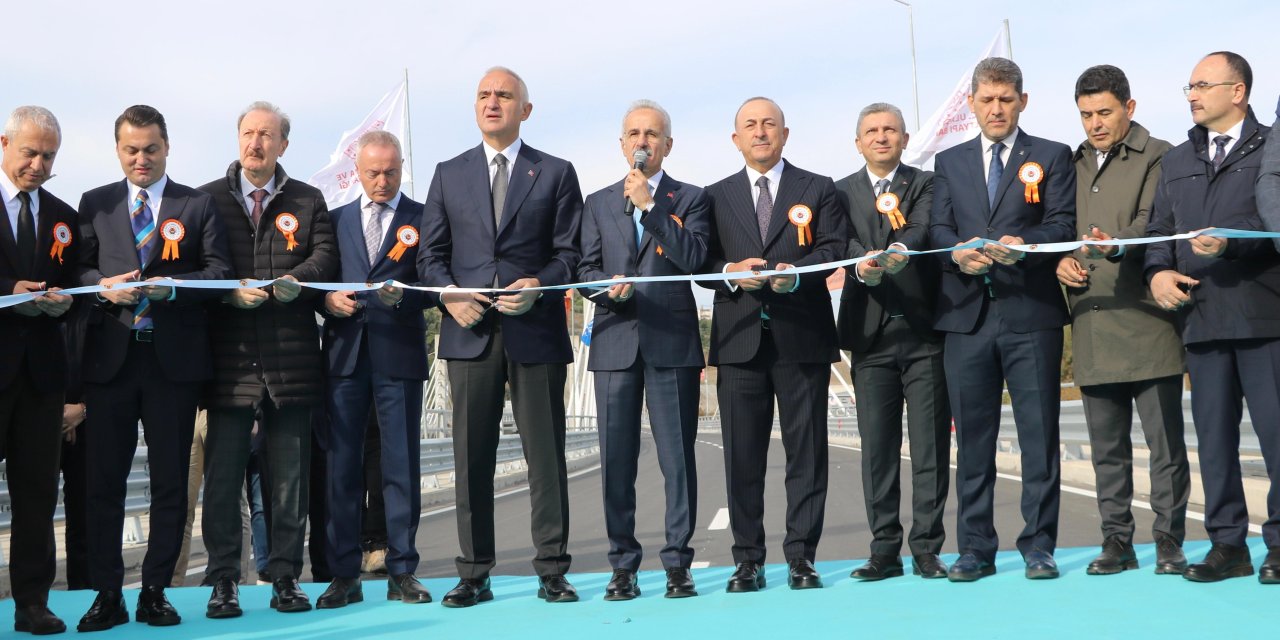 "14 sinyalize kavşak, 3 yaya üstgeçidi ve 43 yaya altgeçidi"