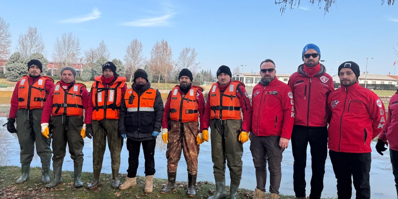 OBAK ekipleri kayıp şahıs için aktif olarak katılıyor