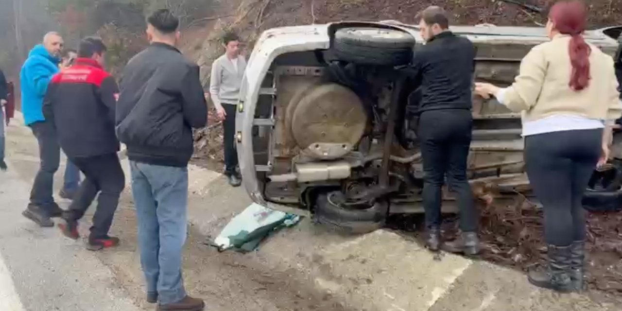 Kontrolden çıkan otomobil takla attı