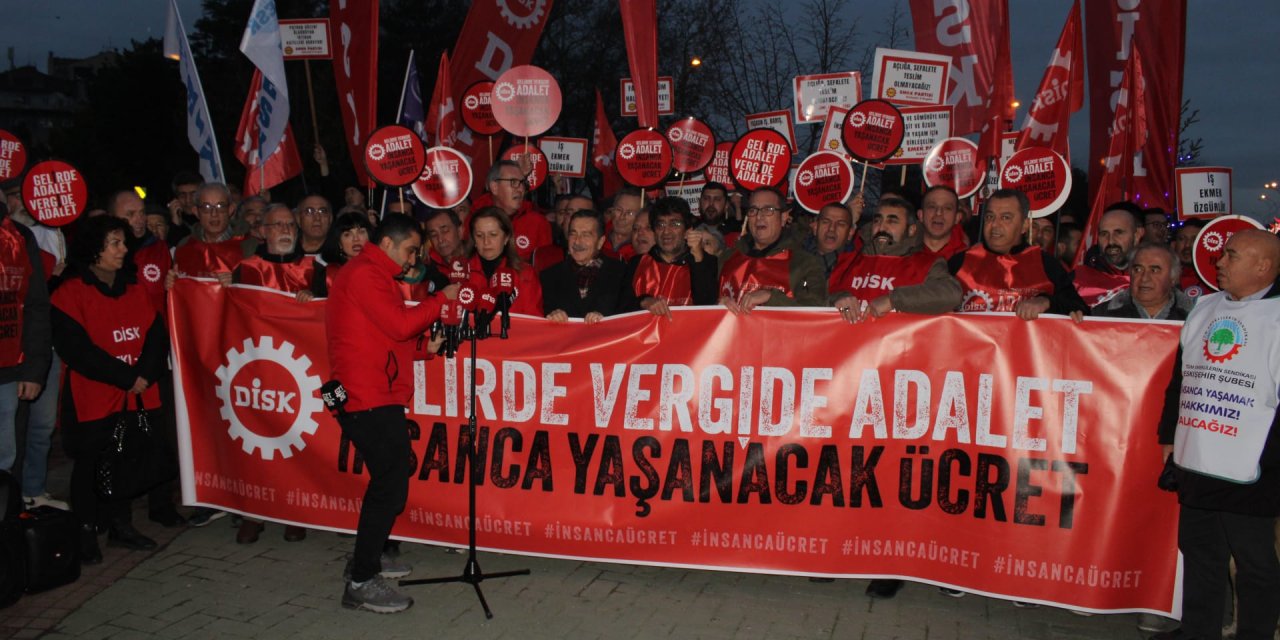 "Türkiye'de işçi patrondan daha çok vergi ödüyor"