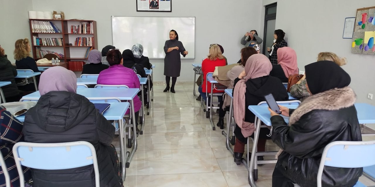 Büyükşehir'den kadına yönelik şiddete karşı farkındalık