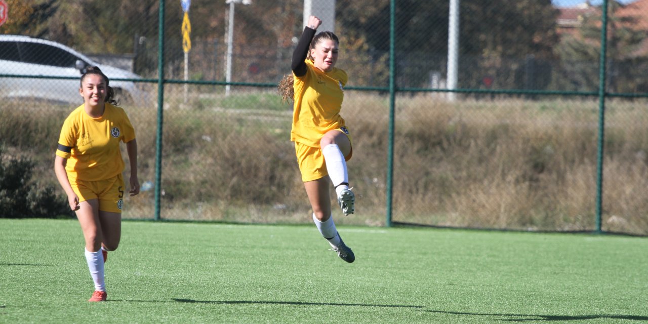 İlk yarıyı tamamlıyorlar