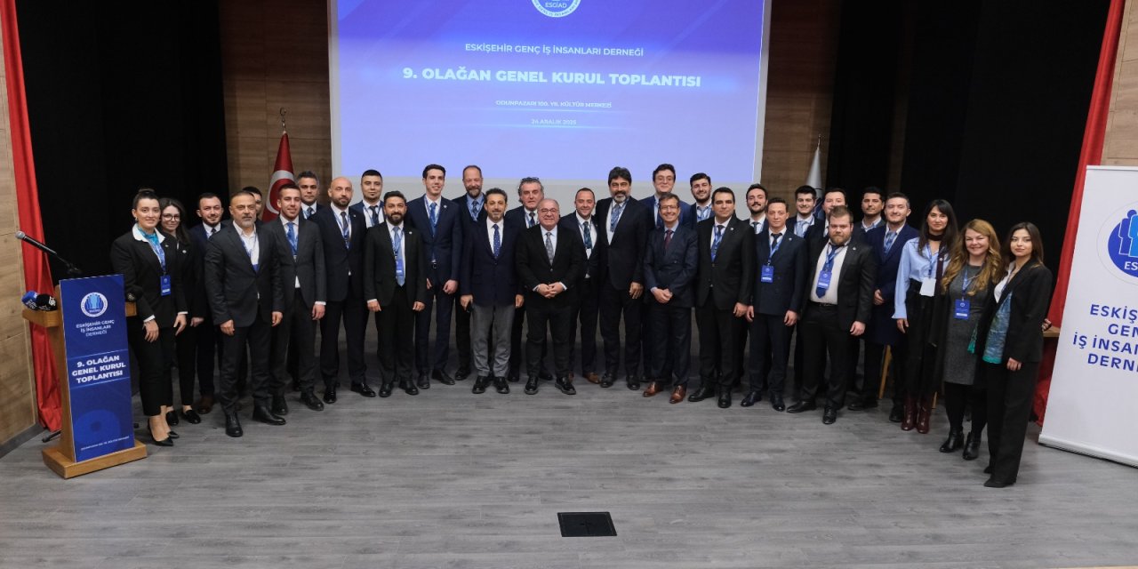 ESGİAD’da bayrak değişimi