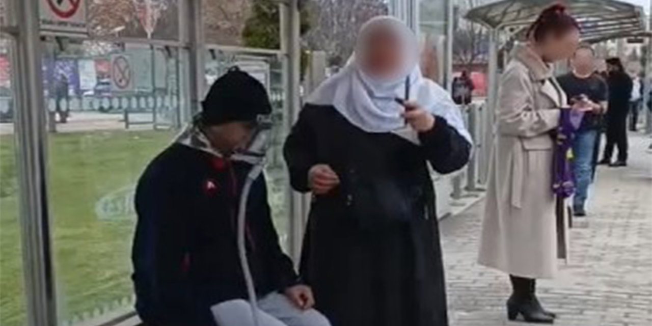 Sokak ortasında, "Eskişehir'in dolandırıcısı burada" diye bağırdı