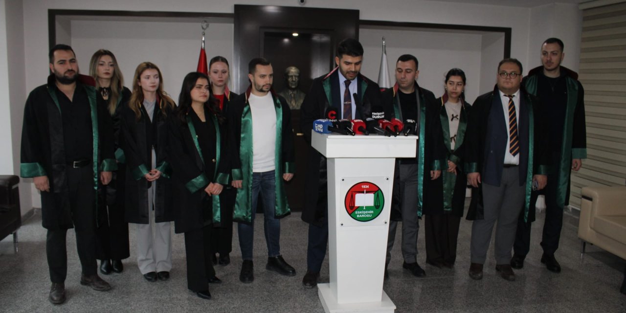 “Genç avukatlar masraflar altında eziliyor”