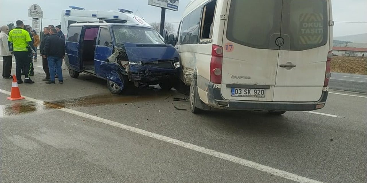 Afyonkarahisar'da feci kaza: 7 yaralı