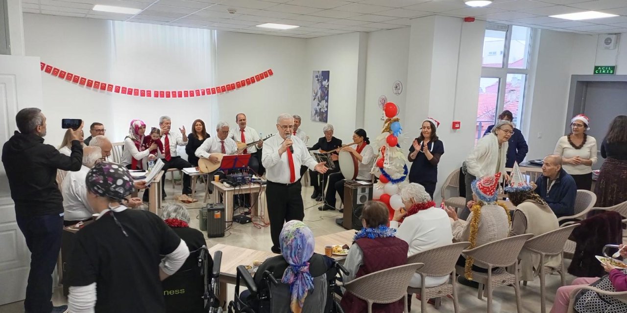 Deneyimliler Grubu'ndan anlamlı bir yılbaşı etkinliği