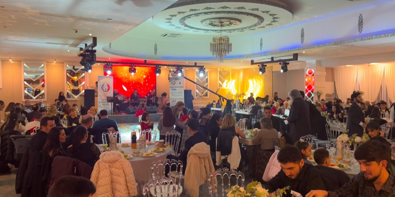 Eskişehir Azerbaycanlılar Derneği'nden "Yeni Yıla Merhaba" programı