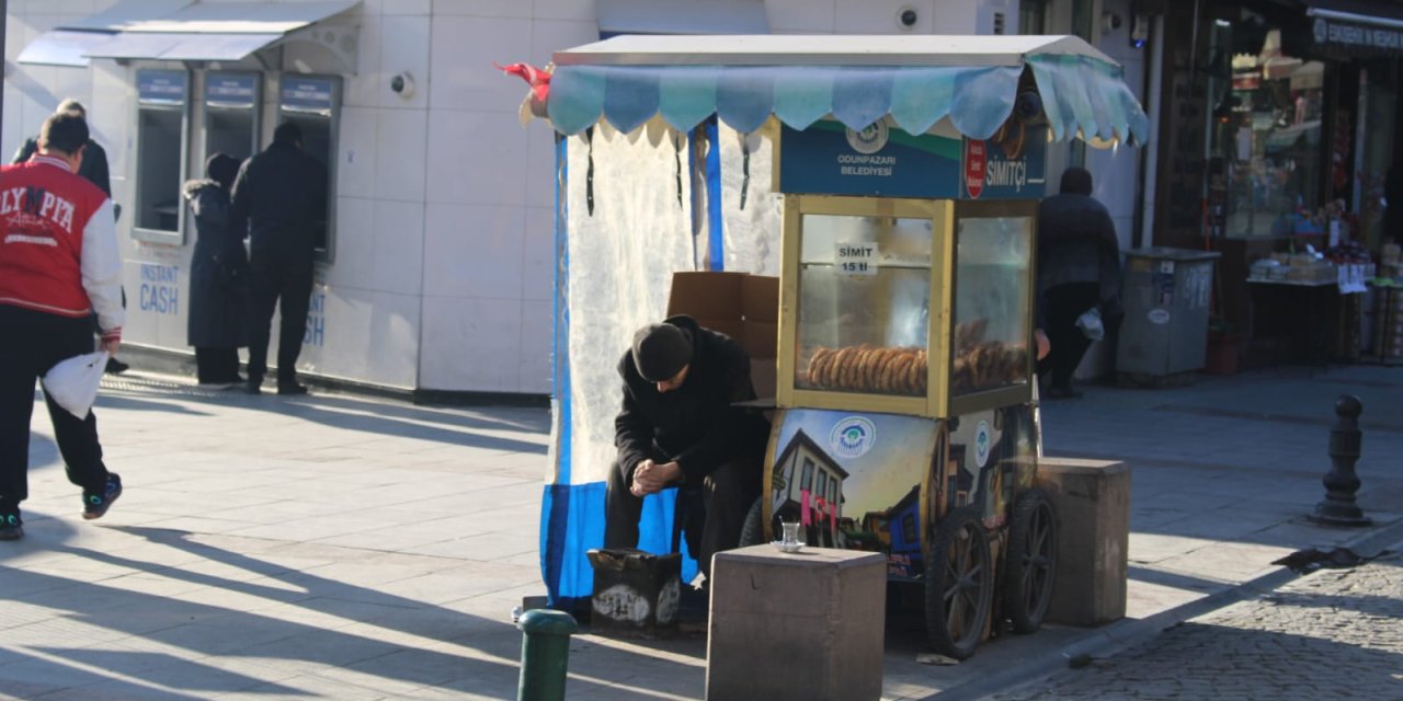 Eskişehir'de soğuk havada geçim kavgası