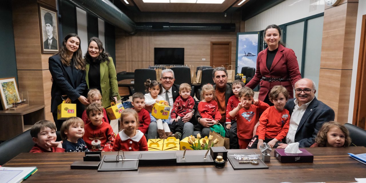 Minikler Nadir Küpeli ile bir araya geldi