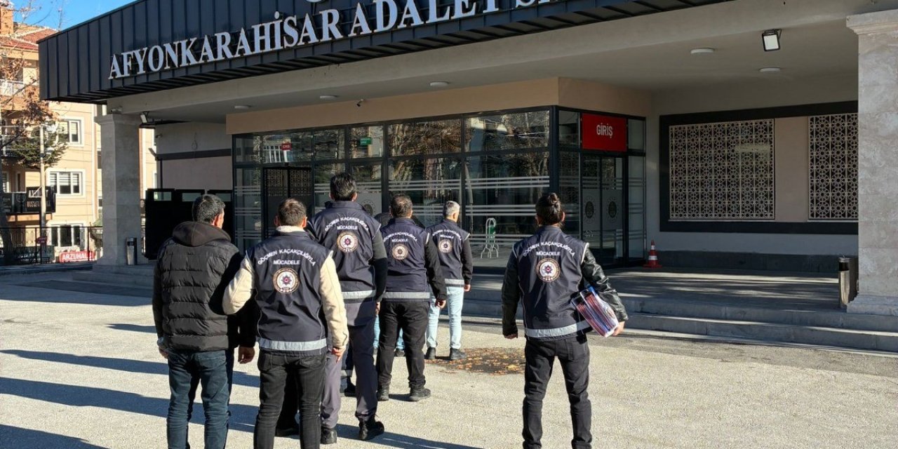 Afyonkarahisar'da düzensiz göçmen operasyonu!