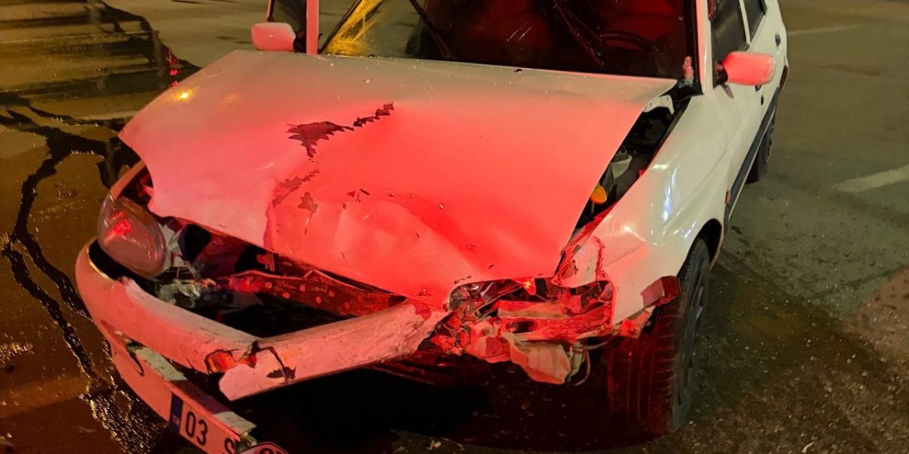 Afyon'da feci kaza: 4 yaralı