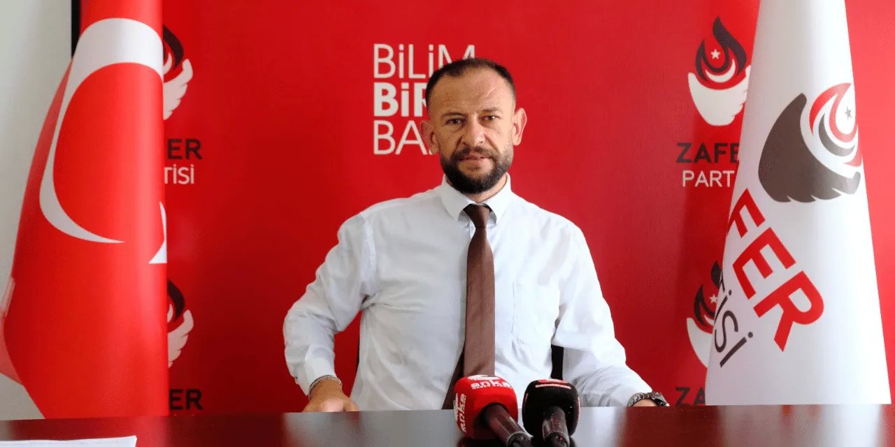 “Dini duygular üzerinden politika üretmek yanlıştır”