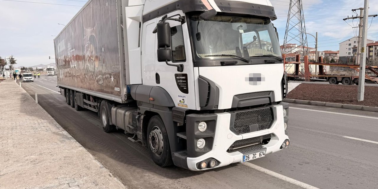 Afyonkarahisar'da korkunç kaza: 1 ölü, 3 yaralı