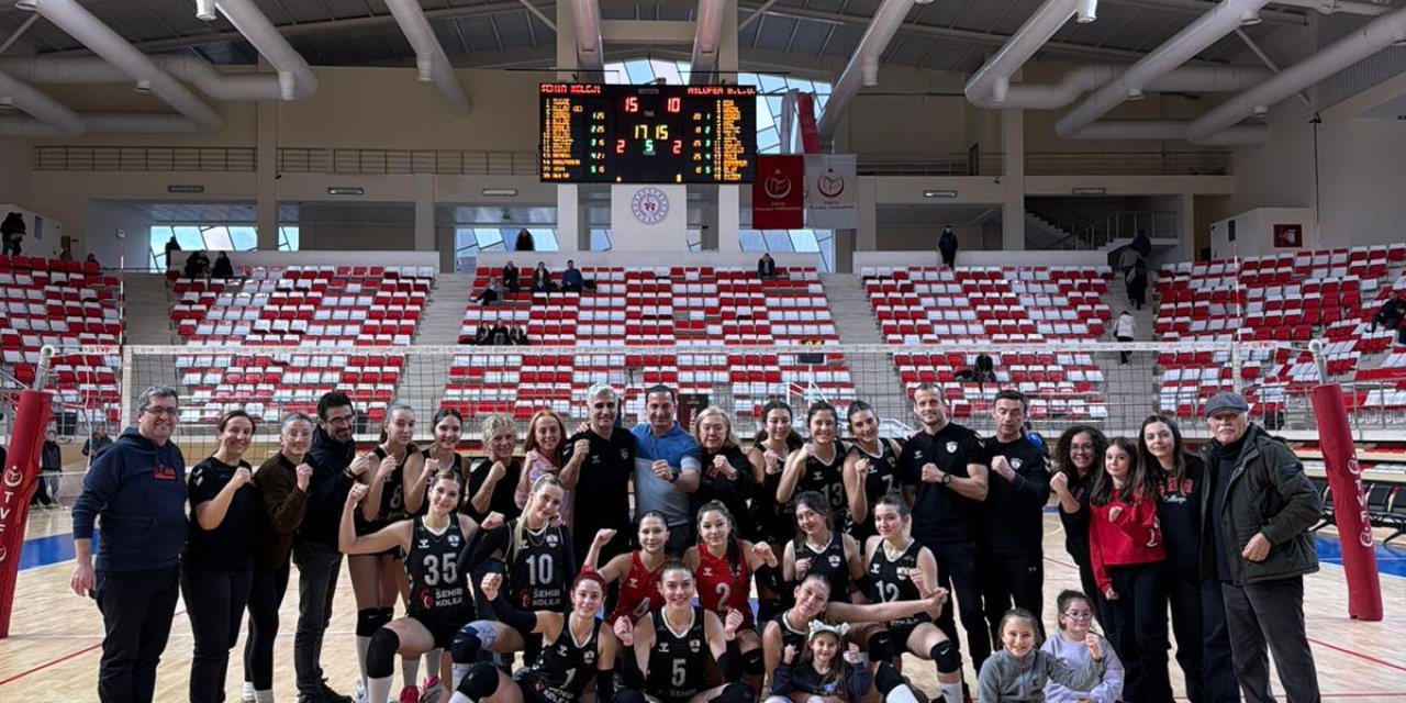 Şehir Koleji lideri devirdi (3-2)