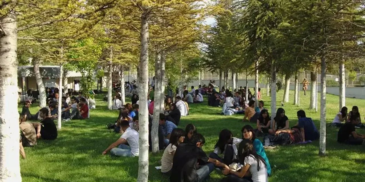 Öğrenciye yok işine gelene imkan çok