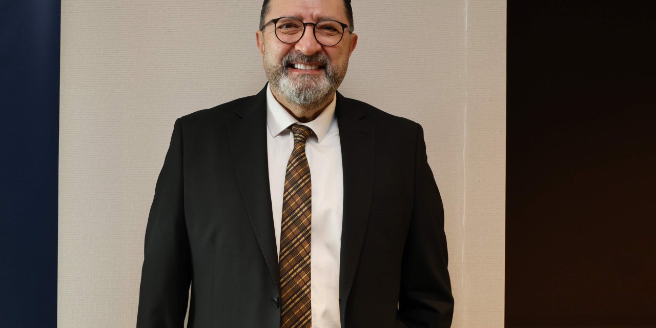 Üç haftayı geçen öksürük veremin habercisi olabilir