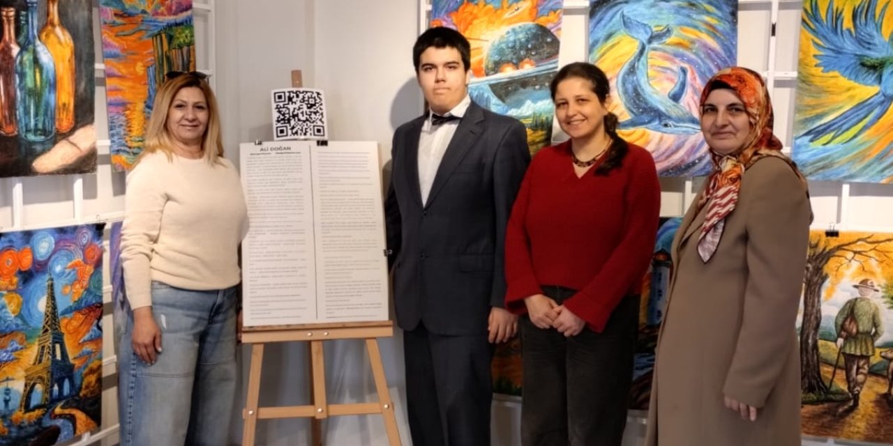 Otizmli çocukların eserleri büyük beğeni topladı