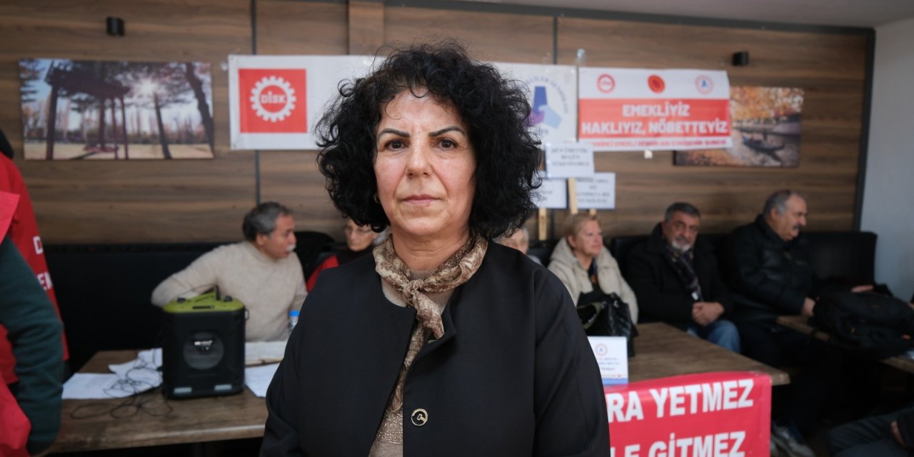 DİSK Emekli-Sen Eskişehir Şubesi hakları için nöbet başlattı
