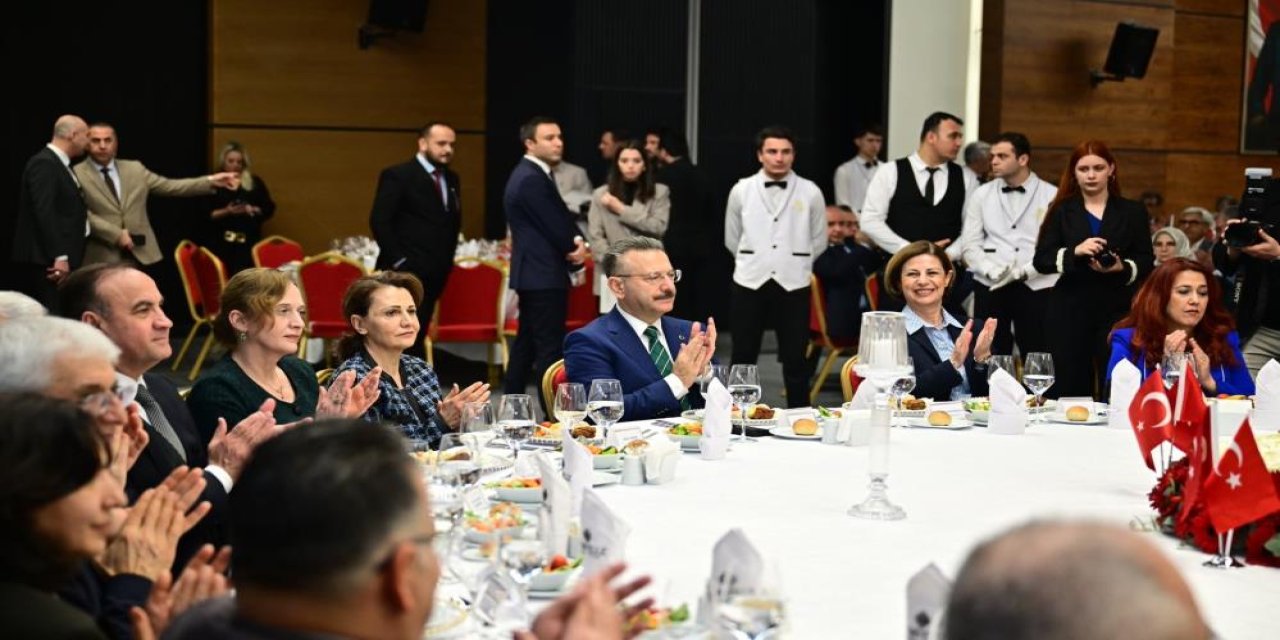 Eskişehir Valisi Aksoy: Kapım Eskişehirlilere her zaman açık