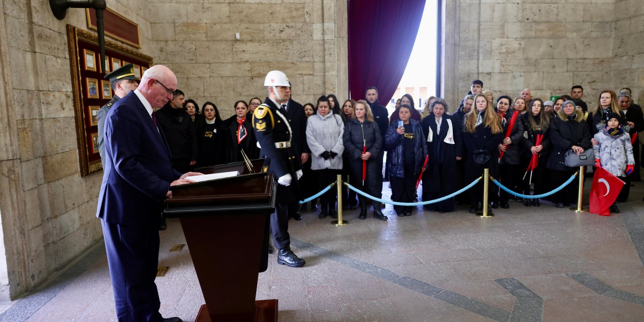 "Atatürk’e ve devrimlerine sahip çıkmak boynumuzun borcudur"