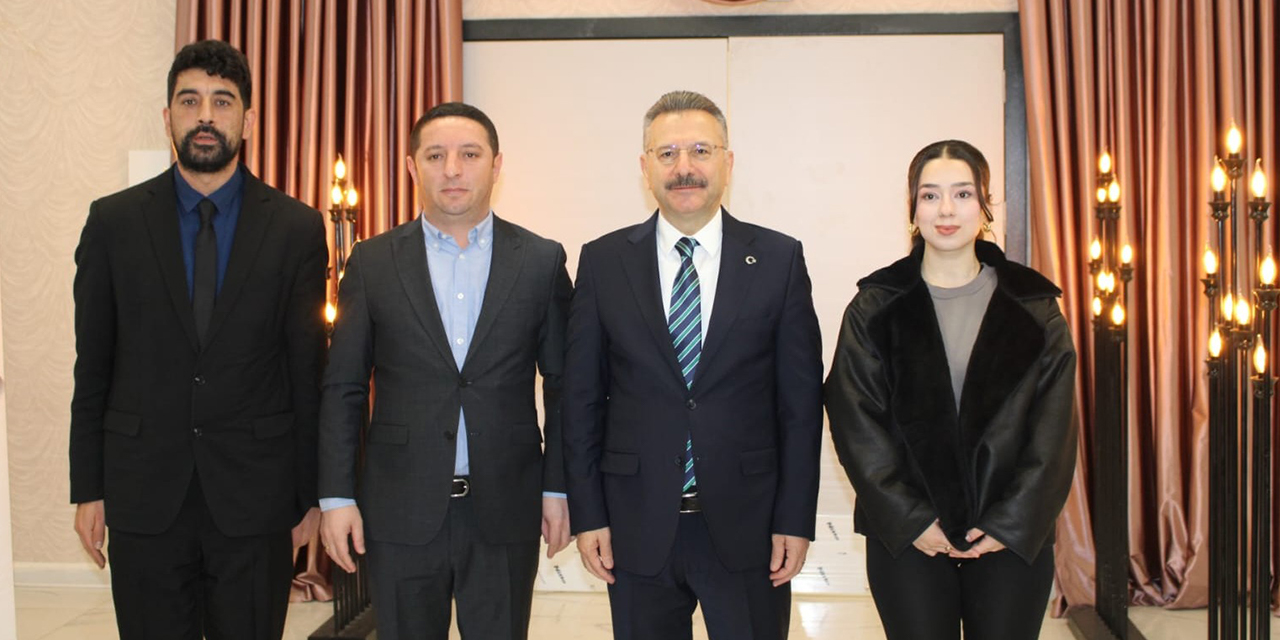 Vali Aksoy gazetecilerle kahvaltıda buluştu