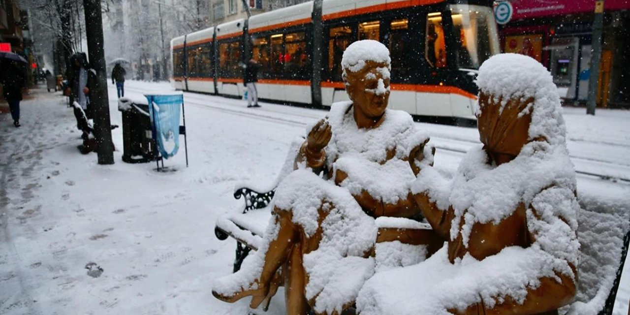 Eskişehir'de kara kış bastırıyor