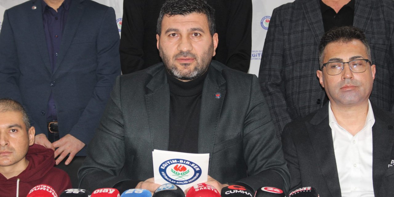İbrahim Akar: “Bu resen atama yanlışından dönün”