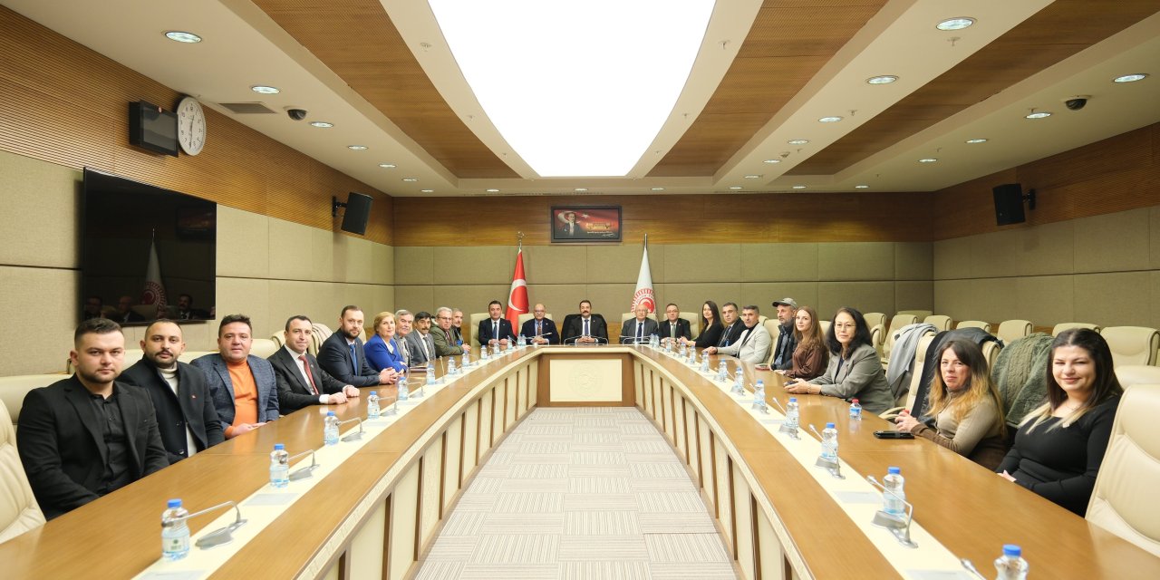 Başkan Dökmeci TBMM'de ziyaretlerde bulundu