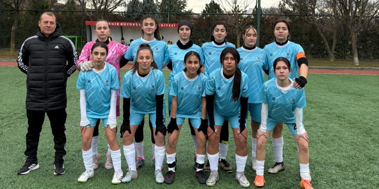 U17’de derbi haftası
