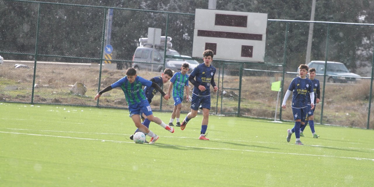 İdmangücü Yeşilay’ı bekliyor