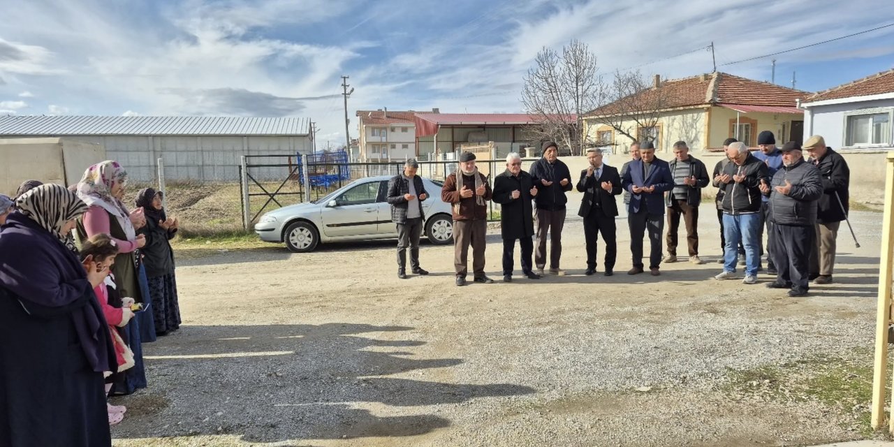 Eskişehir'den kutsal topraklara gidecek vatandaşlar uğurlandı