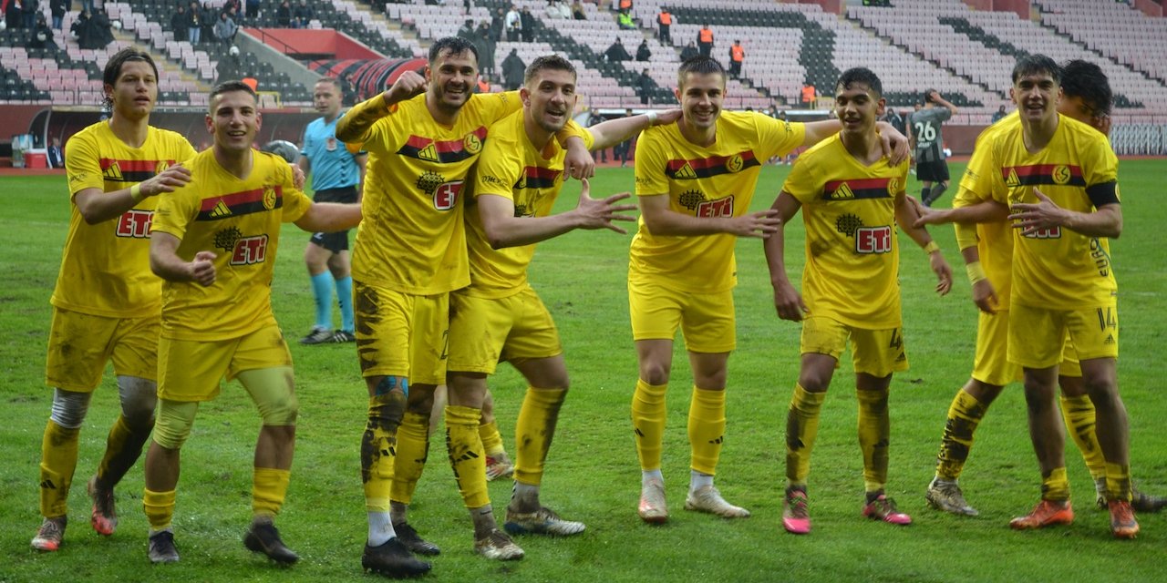 Çoruhlu ile görülecek hesabımız var