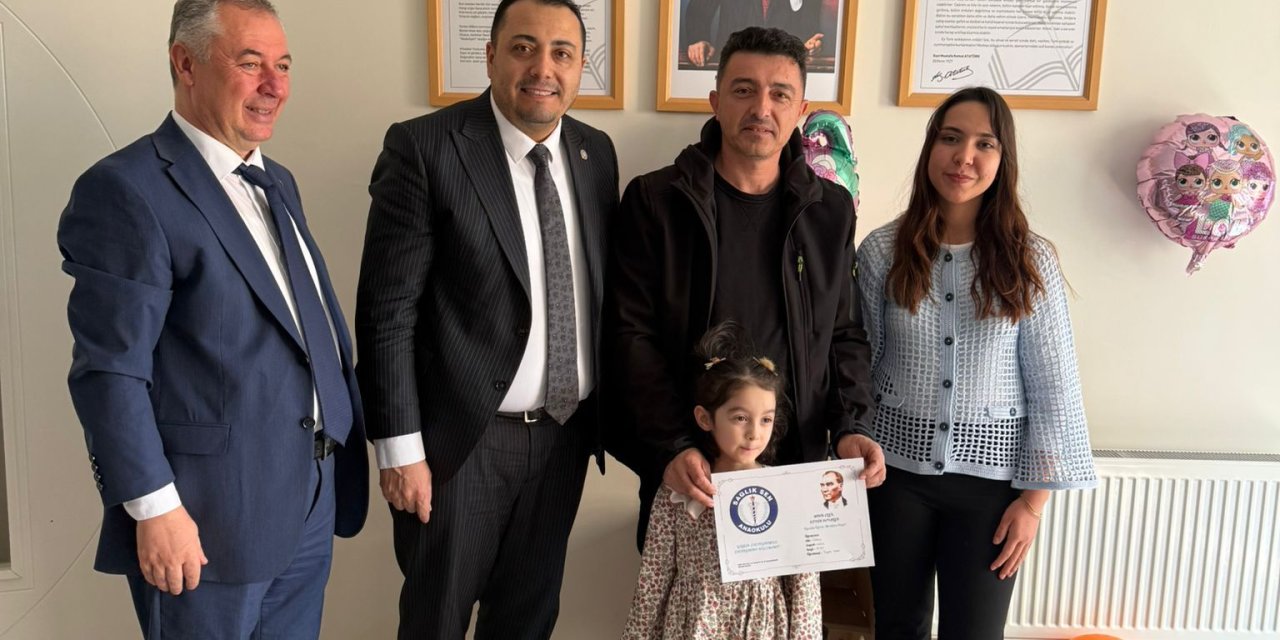 Sağlık-Sen Kreşi’nde karne coşkusu