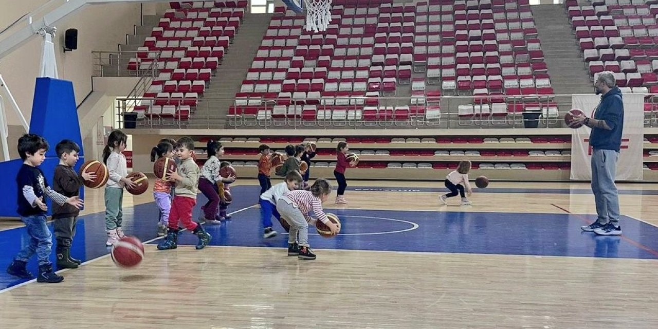 Eskişehir'de çocuklar spor dolu bir gün geçirdi