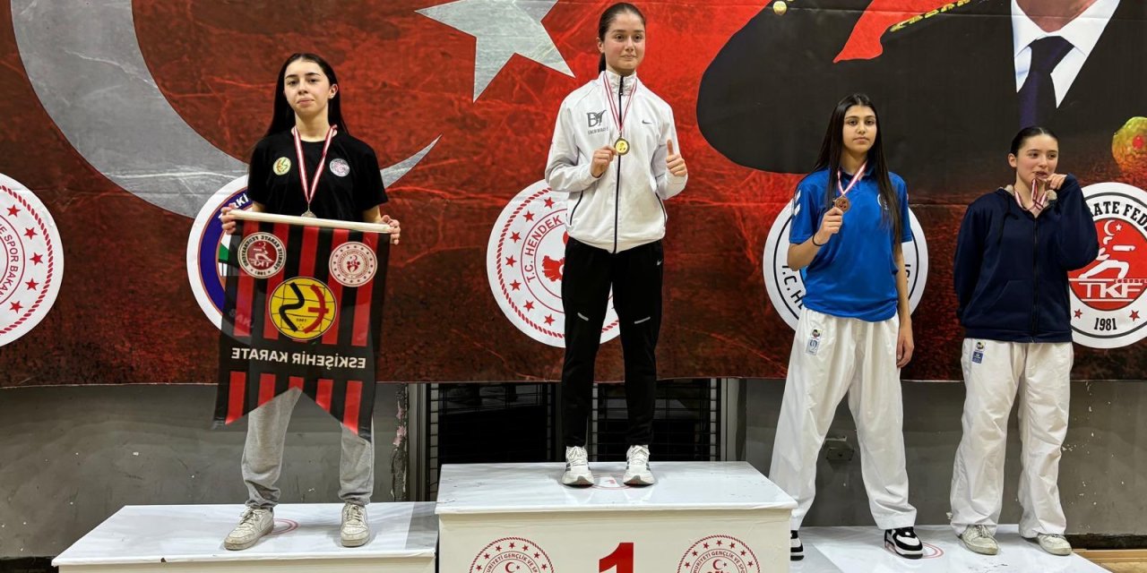 Eskişehirli sporcular madalya ile döndü