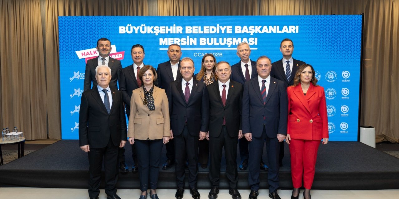 Ayşe Ünlüce Belediye Başkanları Mersin Buluşması'na katıldı