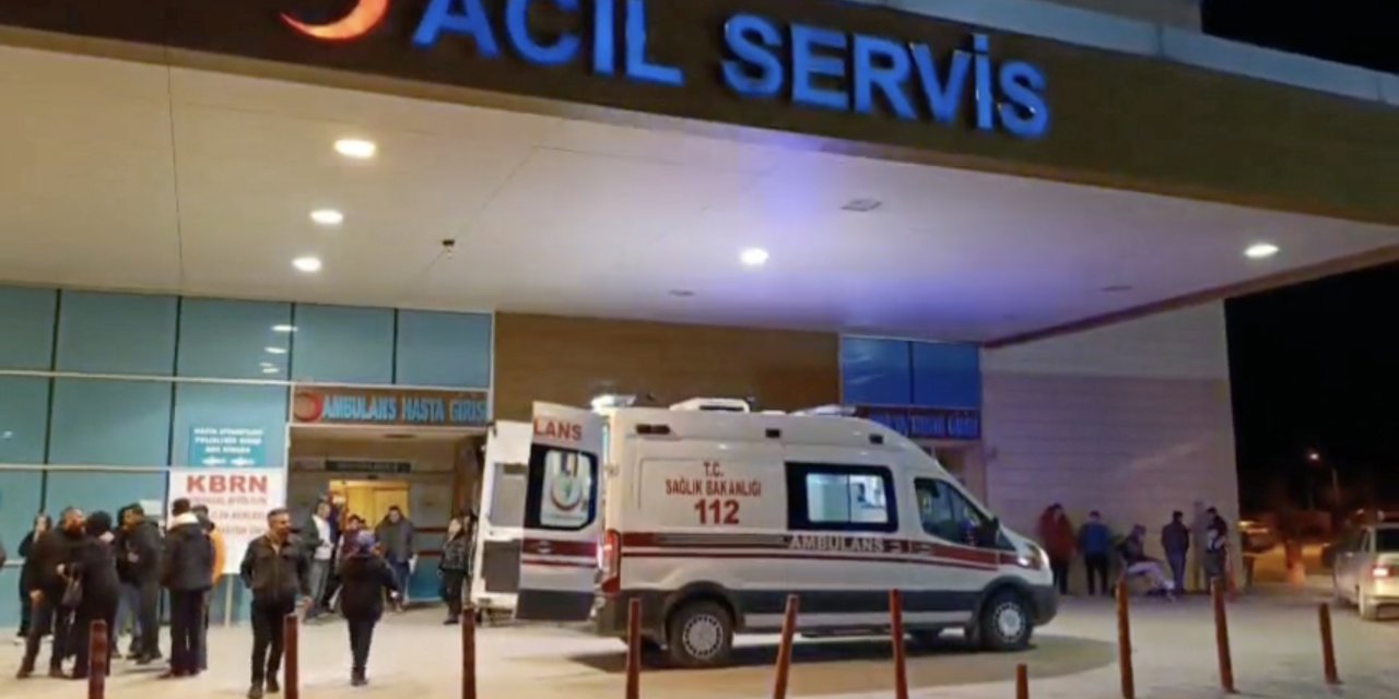 Kuzeninin yüzünü falçata ile yaraladı