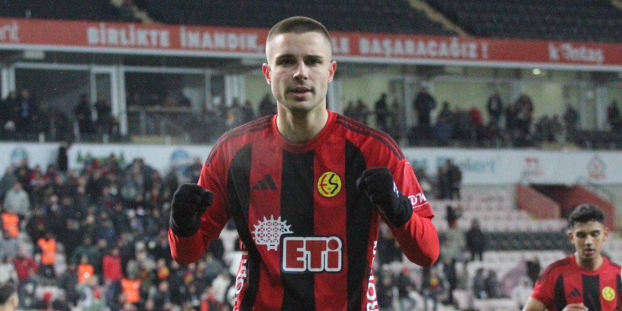 Batuhan suskunluğunu bozdu